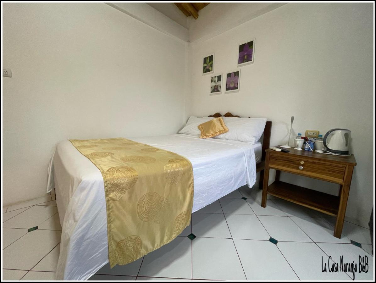 Olón La Casa Naranja Bed And Breakfast المظهر الخارجي الصورة